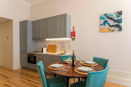 Duques 2BDR w AC near historic town by LovelyStay