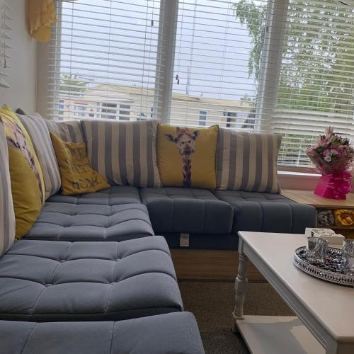 Χώρος καθιστικού στο Holiday Home Breaks At Tattershall Lakes