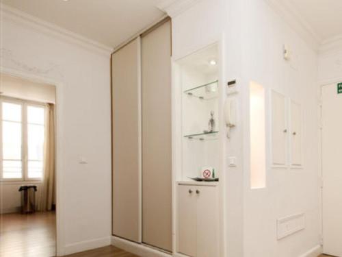 Kylpyhuone majoituspaikassa Nice - Paillon apartment by Stay in the heart of ...