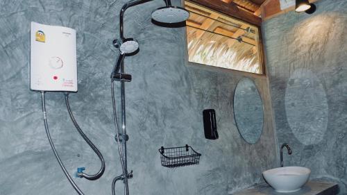 Ванна кімната в The Hideaway, Koh Lipe