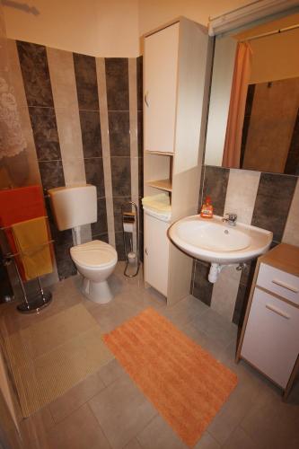 Cosy apartment 5min to beach Mirela Borik