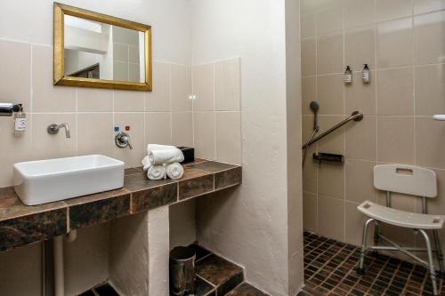 Koupelna v ubytování Umlilo Guest House
