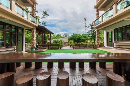 Swimmingpoolen hos eller tæt på Bentong Eco Wellness Resort 14Room 69Pax by Verano Homestay