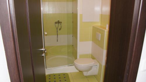 Ett badrum på Apartmany Podhajska