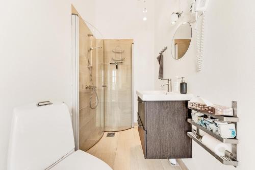 Kuchyň nebo kuchyňský kout v ubytování Åløkke BnB
