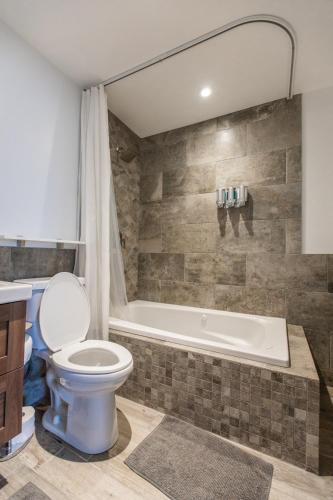 Bilik mandi di Villa Nautilus St. Thomas