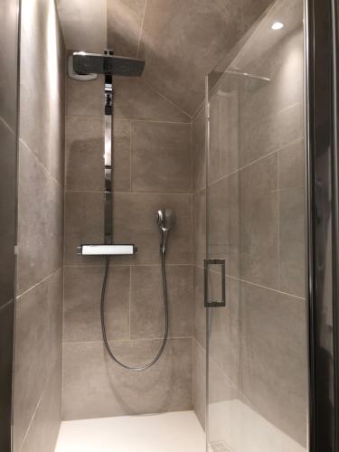 Gallery image of Hotel La Villa Fleurie in Beaune