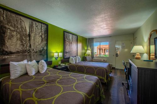 Gallery image of Super 8 by Wyndham El Paso Airport in El Paso