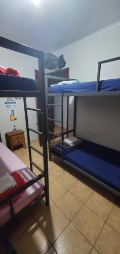 Hostel Bauruにあるベッド