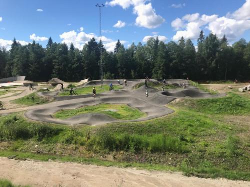 Φωτογραφία από το άλμπουμ του Skellefteå Camping σε Skelleftea