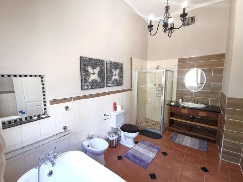 Φωτογραφία από το άλμπουμ του Lucolo Palace B&B Aliwal North σε Aliwal North