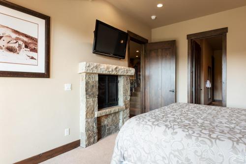 TV a/nebo společenská místnost v ubytování Juniper Landing 103 - 3 Bed