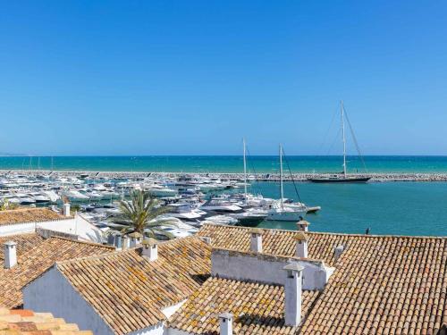 VACATION MARBELLA I Stylish 5BDR Penthouse, Sea and Marina View, NEW Decoration, Fastest WiFi