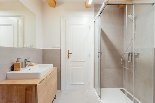 Bilik mandi di Resla Residence I, II,