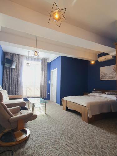 Ένα ή περισσότερα κρεβάτια σε δωμάτιο στο Apartament Stojałowskiego 35