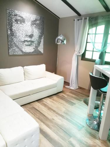 Photo de la galerie de l'établissement Terra Rossa- clim- pieds dans l'eau, à Conca