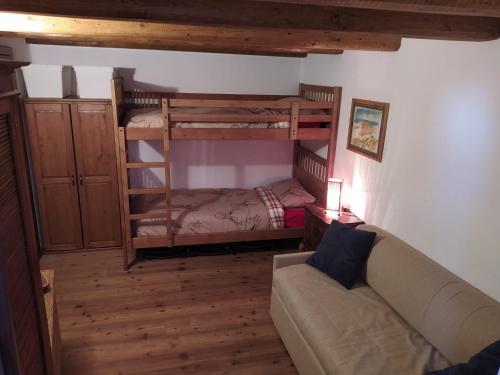 Postel nebo postele na pokoji v ubytování Casa Semon-CIR VDA LT SAINTDENIS 0018