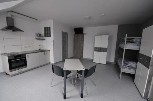 Gallery image of Hotel pracowniczy BED4RENT in Szczytnica