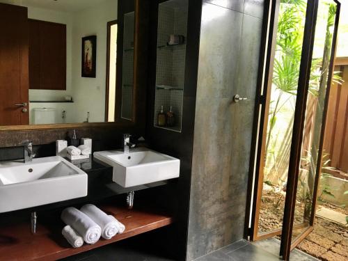 Ванная комната в Villa Samba Victoria Resort, Koh Yao Noi