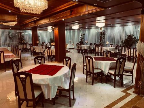 Restaurace v ubytování Hotel Ambient - Struga