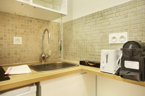 Rent a Room - Tracy apartment