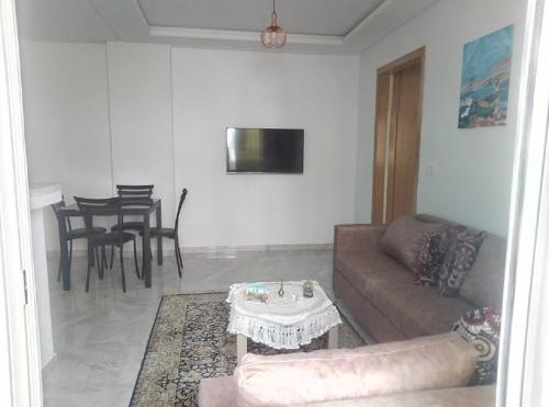 Televisyen dan/atau pusat hiburan di Apparts zayatine