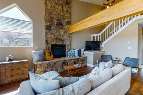 Beaver Creek Bungalow – Photos 2