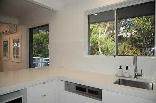 Gallery image of Aqua Soleil - Byron Bay Apartment For Rent in Byron Bay