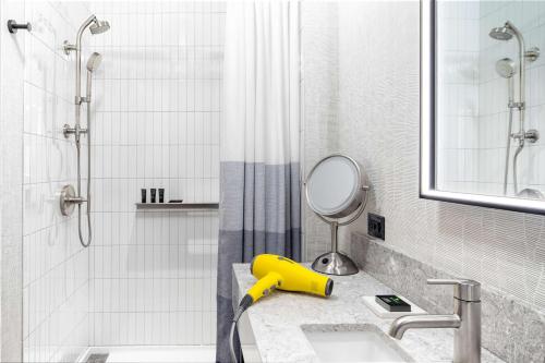 Hyatt Centric Center City Philadelphia Image