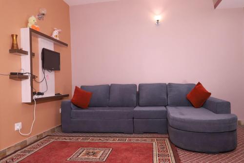 
A seating area at Himalayan Sweet Apartment and Homestay
