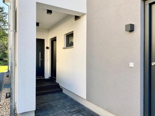 modernes Apartment, Terrasse und Garten am Lilienthalpark im Südwesten Berlins photo 11