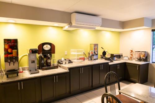 Regency Inn – Photos 2