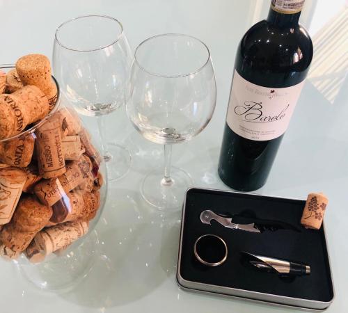 Ποτά στο Santa Viola House - By AyDesHouse