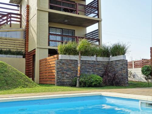 Bazén v ubytování Los Caracoles Piscina & Spa nebo v jeho okolí