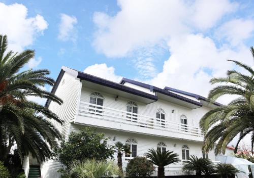 Gallery image of Jeju Resortel in Jeju