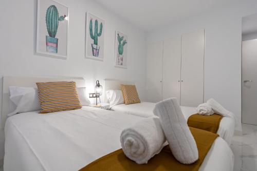 Lujan Deluxe Suites by Valcambre