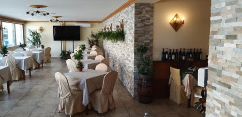 Restoran atau tempat lain untuk makan di Hotel La Conca