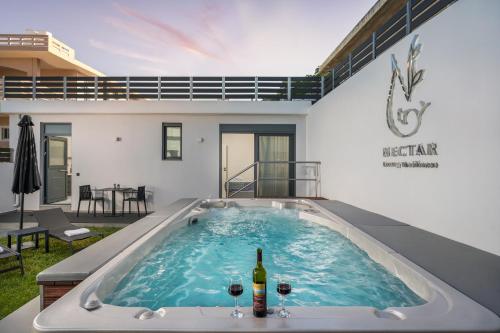 Πισίνα στο ή κοντά στο Nectar Luxury Residence