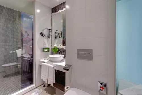Hotel Indigo Madrid - Gran Vía by IHG photo 9