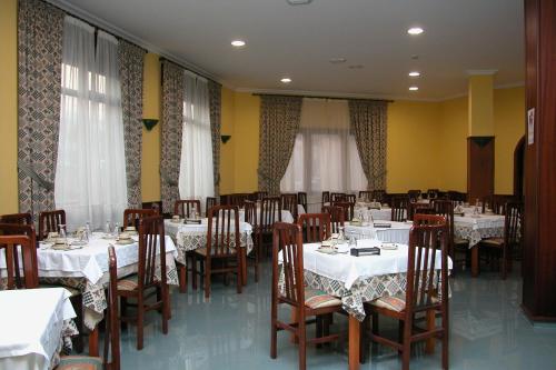 Restoran atau tempat lain untuk makan di Hotel El Puente