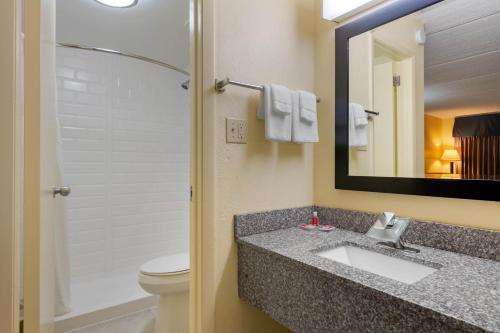 Gallery image of Econo Lodge Jacksonville in Jacksonville