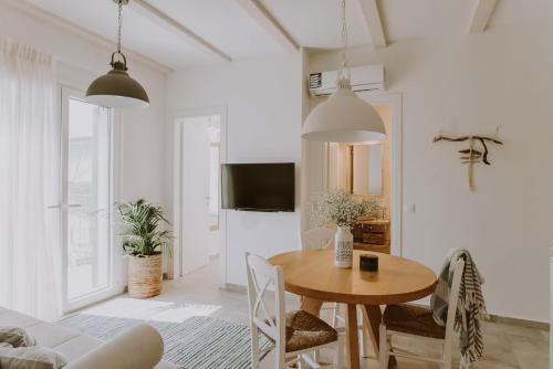 ERIEL Boutique Apartments