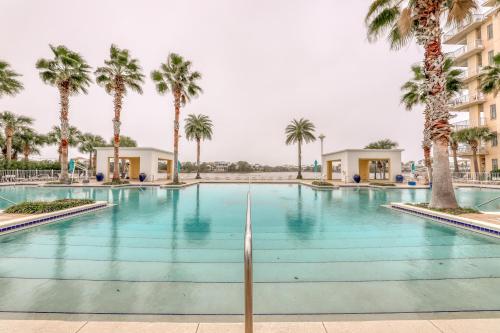 صورة لـ Carillon Beach Resort Inn في بنما سيتي بيتش