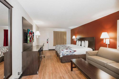 Ένα ή περισσότερα κρεβάτια σε δωμάτιο στο Red Roof Inn Walterboro