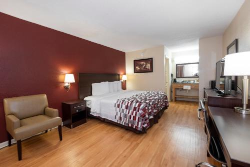 Foto de la galería de Red Roof Inn Knoxville North - Merchants Drive en Knoxville