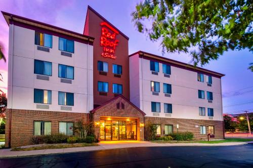 Red Roof Inn & Suites Dover Downtown