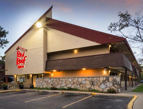 Gallery image of Red Roof Inn Grand Rapids Airport in Cascade