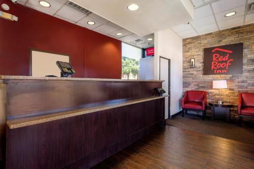Fotografie z fotogalerie ubytování Red Roof Inn Atlanta - Suwanee/Mall of Georgia v destinaci Suwanee