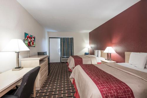 Gallery image of Red Roof Inn Mobile - Midtown in Mobile