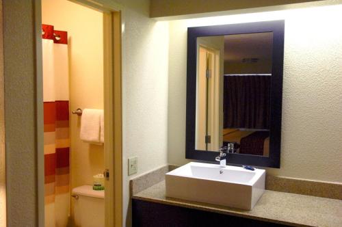 Imagen de la galería de Red Roof Inn PLUS+ Statesville, en Statesville